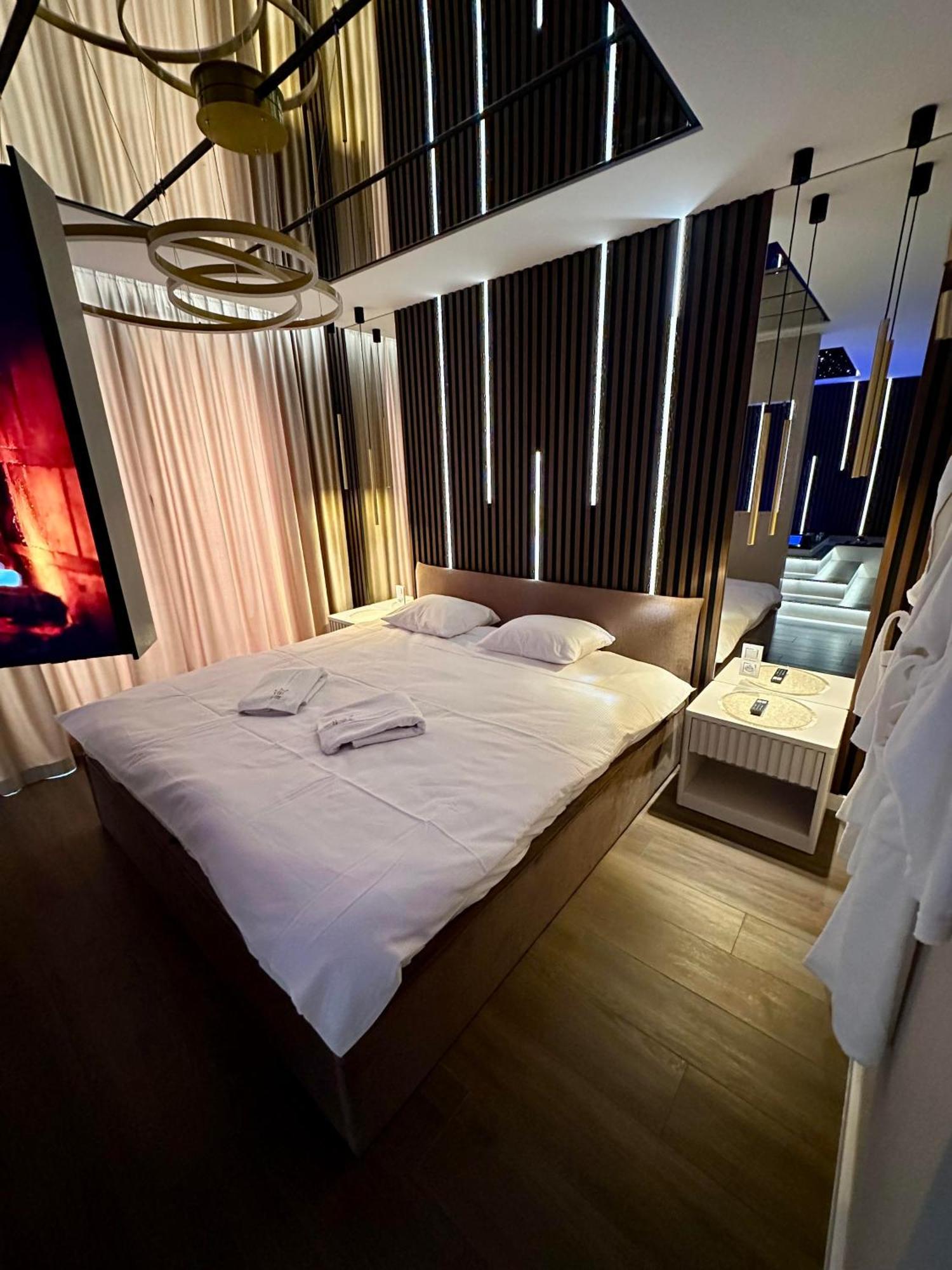 Masarska 8 Vip Apartamenty Jacuzzi Краков Экстерьер фото