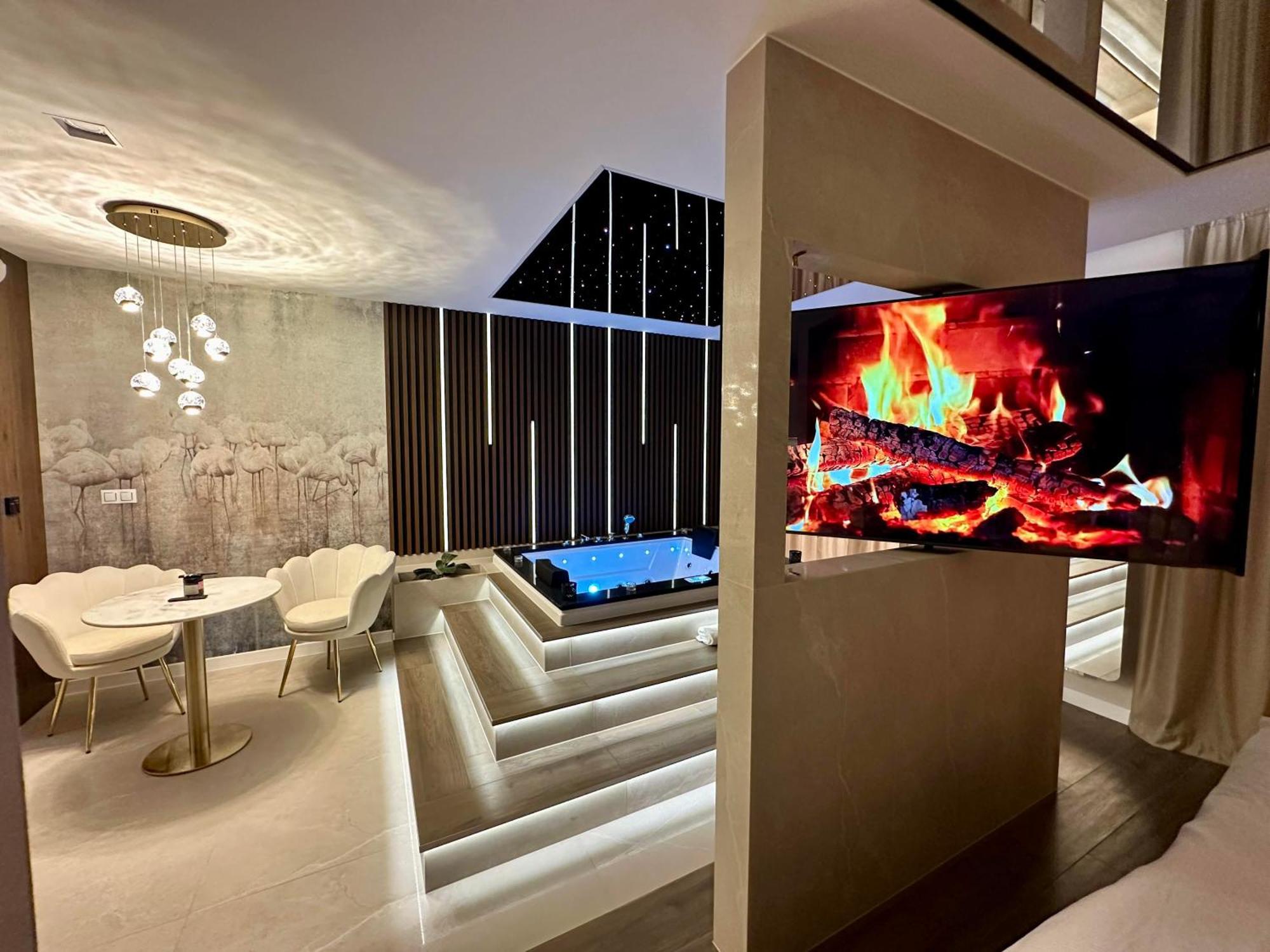 Masarska 8 Vip Apartamenty Jacuzzi Краков Экстерьер фото